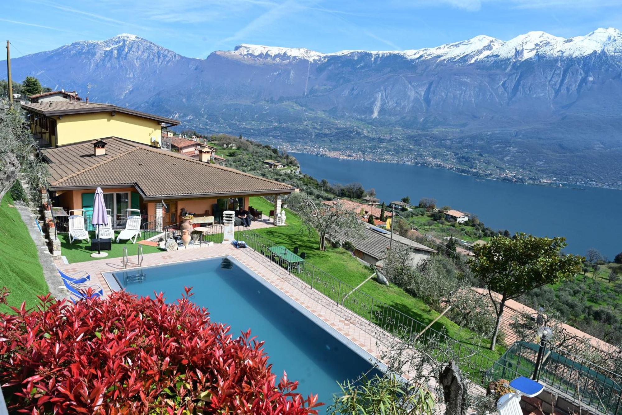 Casa Elka Residence Lake View And Pool By Garda Domus Mea Pieve  Exterior photo